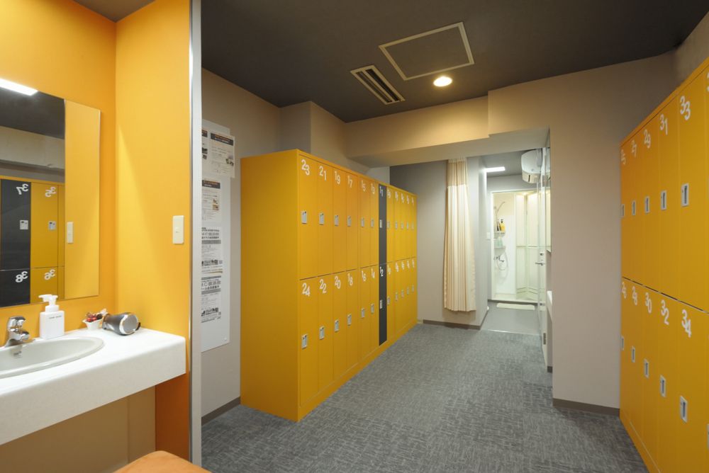 locker